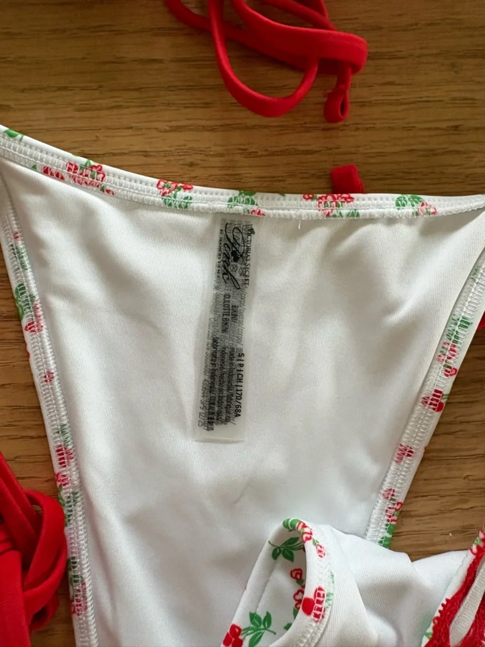 Frankie’s bikinis set